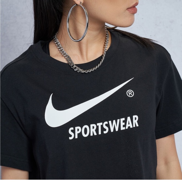 Nike Tops - Nike Sportswear Swoosh Cropped black tee